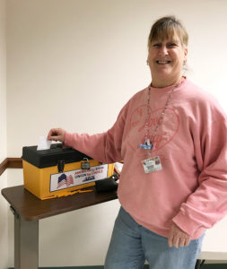 A UFCW Local 152 member from Cape Regional Medical Center voting on the 2020 contract.