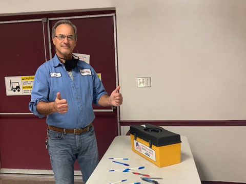 Chief Steward John Candileri voting at the Kraft ratification meeting on 10/15/21.